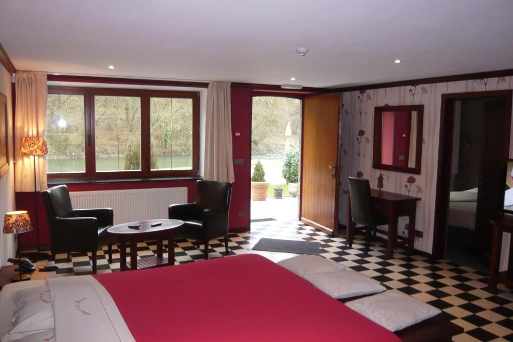 Hotel/Restaurant A La Ferme Ferrières Værelse billede